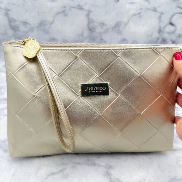 SHISEIDO Skincare Set-Gold Pouch,Concentrate,Cleasner Foam,Eye Cream&Mask7pc-NEW - Picture 9 of 16